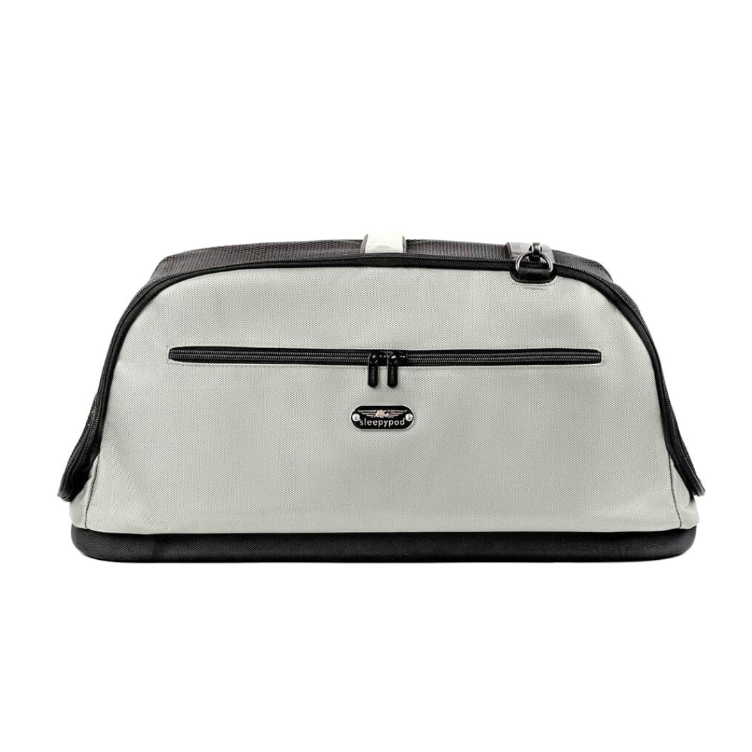 Coco Pud Sleepypod Pet carrier front - Glacier Silver