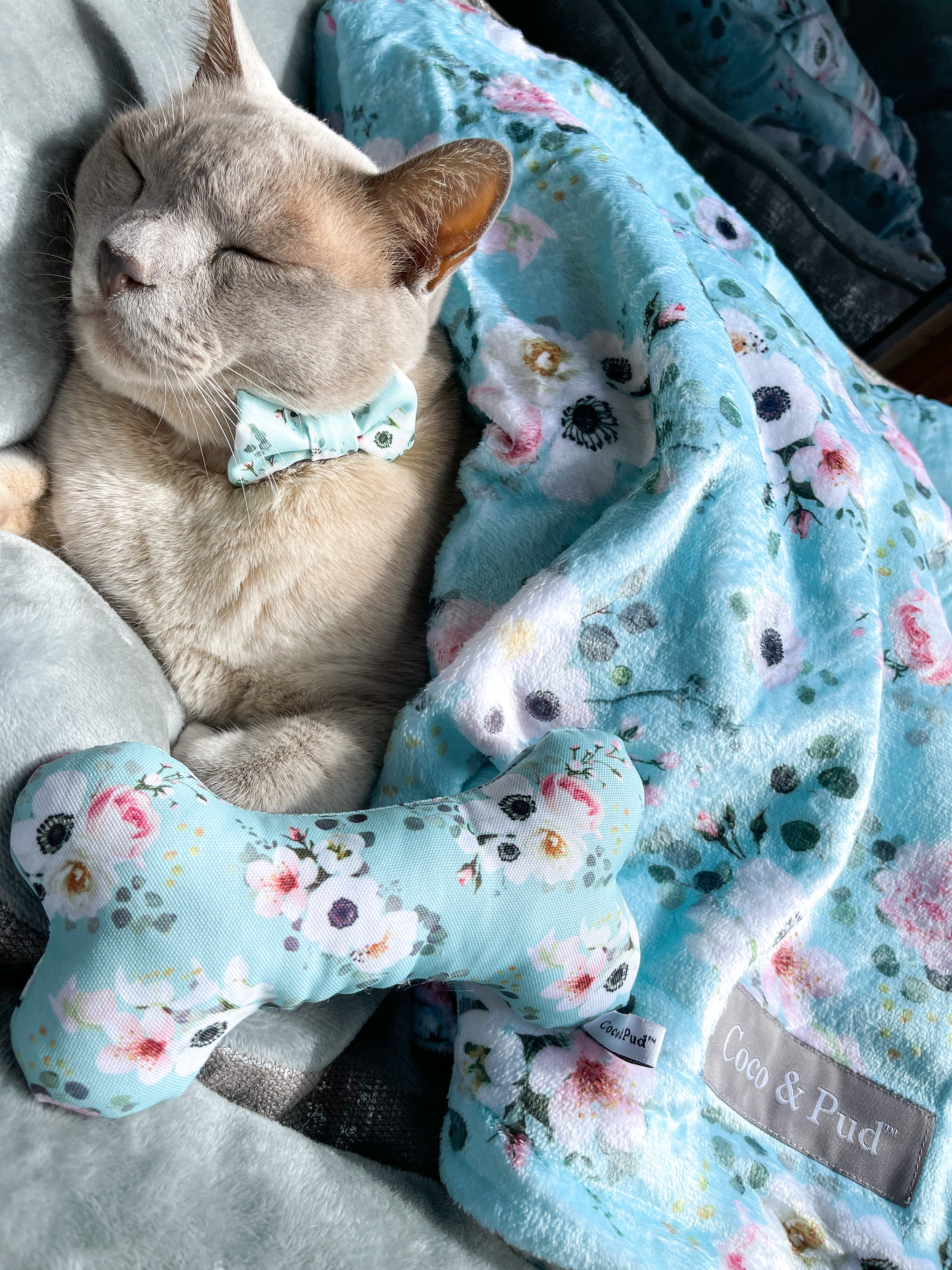 French Azure Luxe Blanket - Coco & Pud